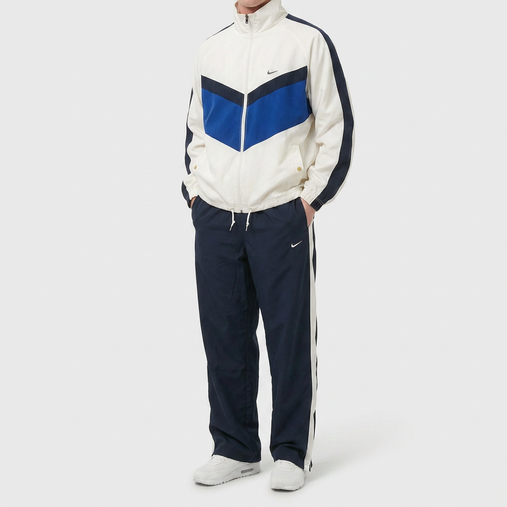 Nike Tracksuit (M)